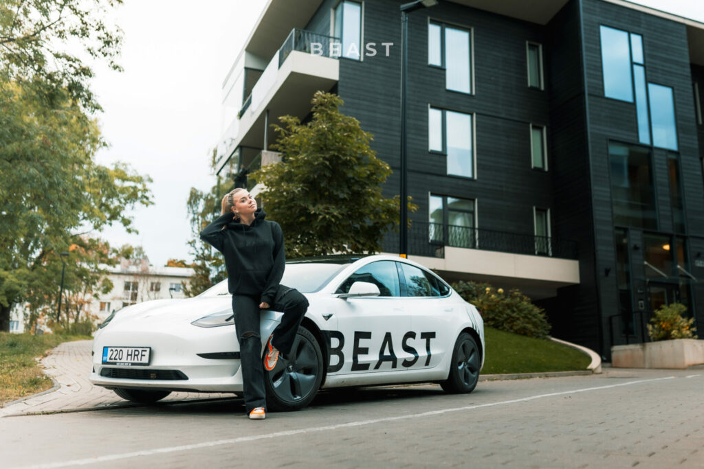 Beast Rent, Photoshoot Robi