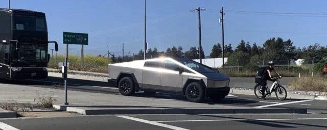 Tesla Cybertruck